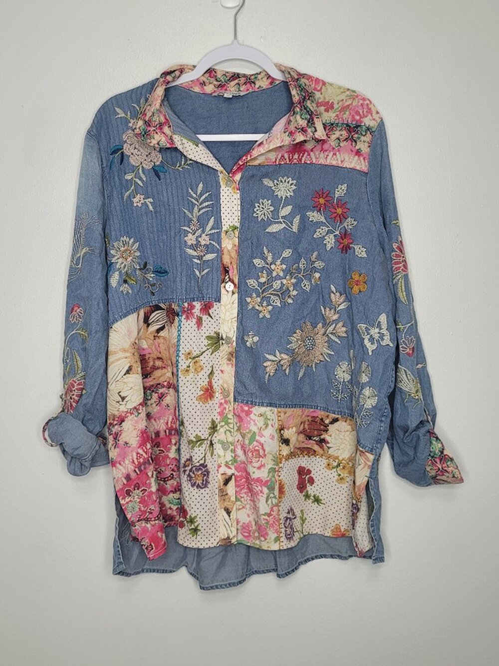 John Mark denim floral embroidery button front boho roll tap sleeve top 1x NWT